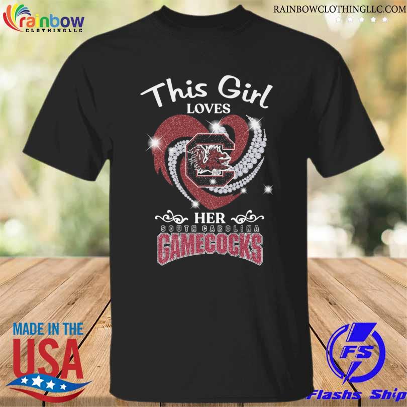This is loves her South Carolina Gamecocks Heart 2022 shirt